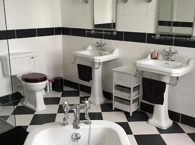 Villa Large House Near Marciac & Heated Salt Water Pool Plaisance (Gers)